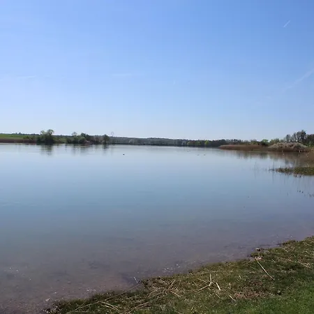 Mobil-home Avec Terrasse Au Bord De L'etang, A 20 Min De Nancy - Activites Nautiques Et Randonnees - Fr-1-584-301 Bures (Meurthe-et-Moselle)