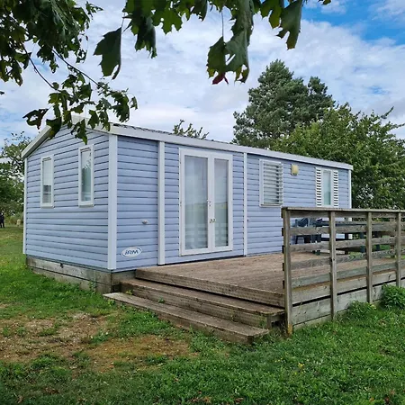 Mobil-home Avec Terrasse Au Bord De L'etang, A 20 Min De Nancy - Activites Nautiques Et Randonnees - Fr-1-584-301 別荘 Bures (Meurthe-et-Moselle)